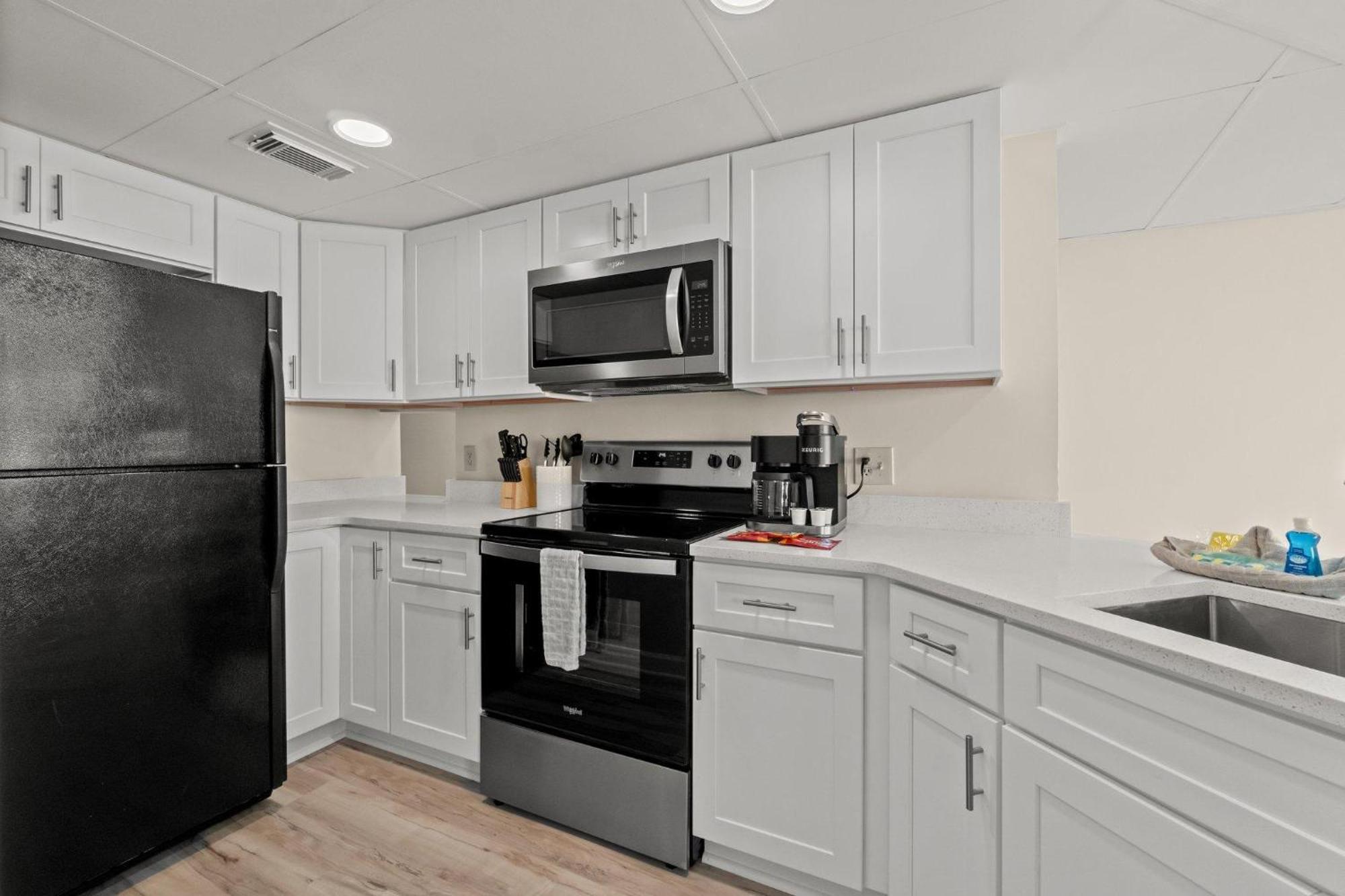Aquavista 804e Apartment